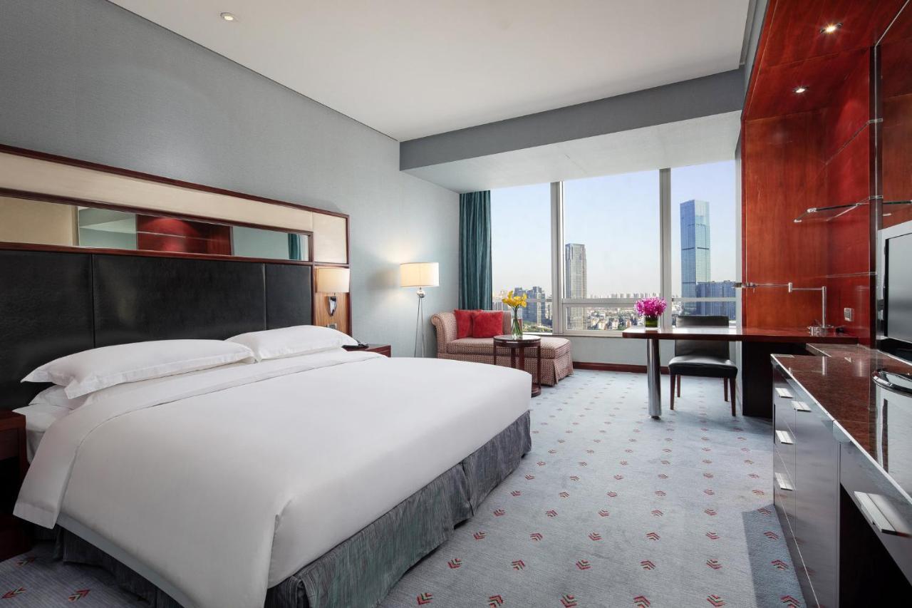 Отель Crowne Plaza Wuxi City Center Экстерьер фото